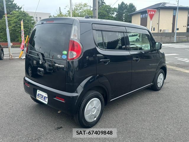 Suzuki MR WAGON 2012-06 8217320-1