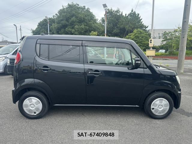 Suzuki MR WAGON 2012-06 8217320-3