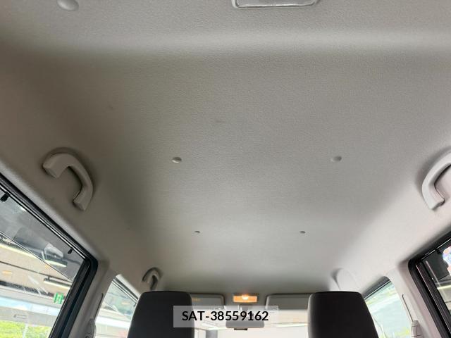 Suzuki MR WAGON 2016 8221917-16