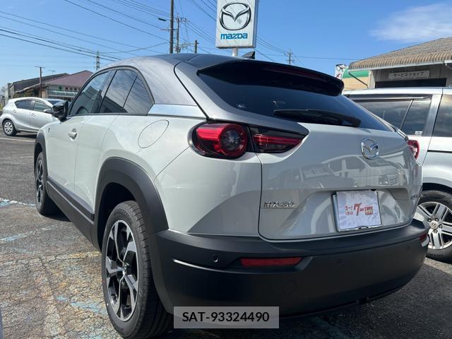 Mazda MX-30 2023-10 8223817-11