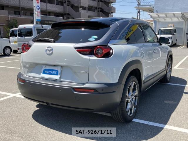 Mazda MX-30 2020-11 8217258-2