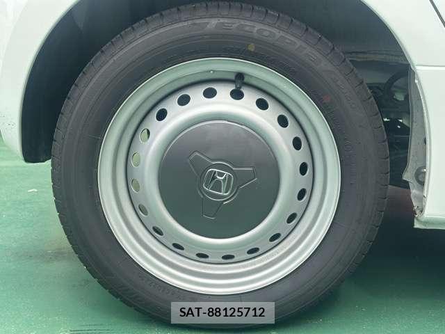 Honda N-ONE 2025-09 8218215-6