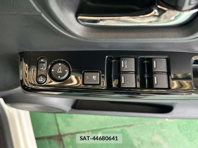 Honda N-ONE 2025-08 8218246-7