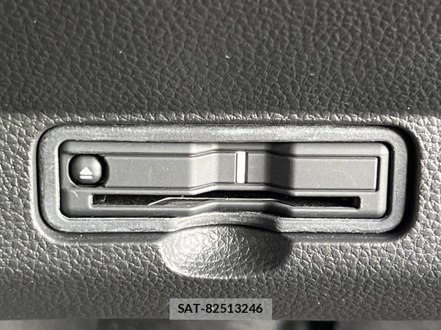 Honda N-ONE 2021-11 8219685-6