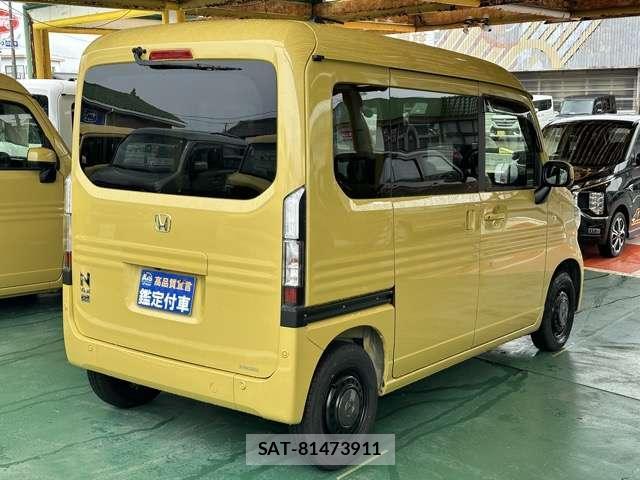 Honda N-VAN e: 2025-01 8218190-12