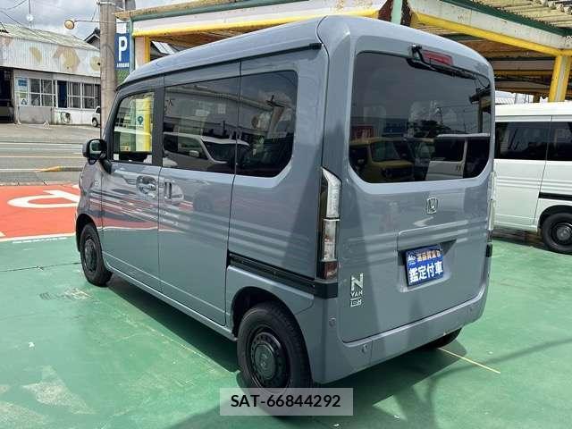 Honda N-VAN e: 2025-05 8218262-1