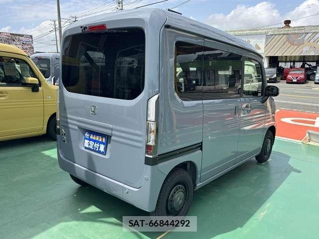 Honda N-VAN e: 2025-05 8218262-13