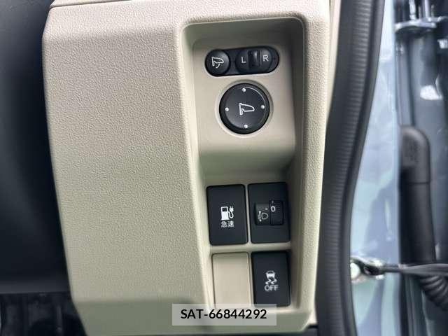 Honda N-VAN e: 2025-05 8218262-17