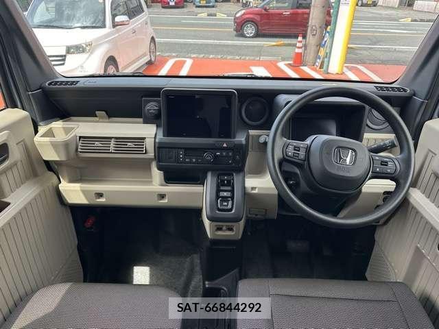 Honda N-VAN e: 2025-05 8218262-2
