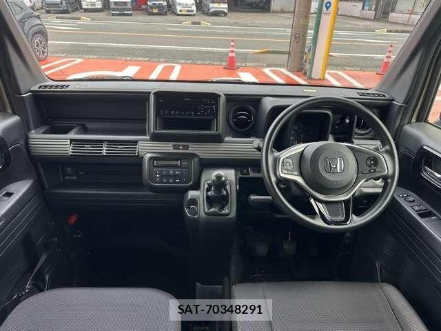 Honda N-VAN 2023-03 8218238-2