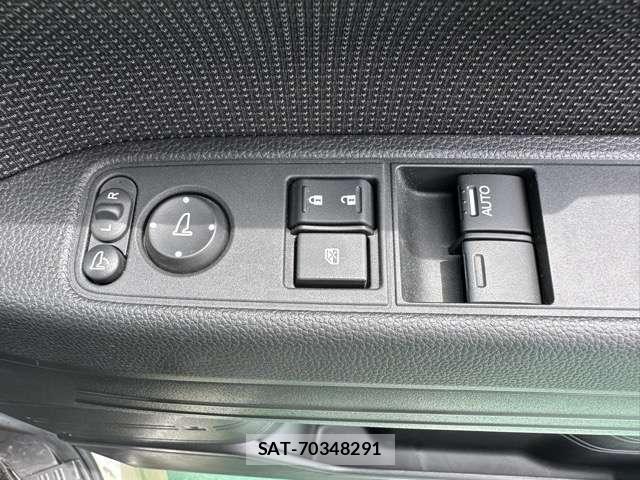 Honda N-VAN 2023-03 8218238-7