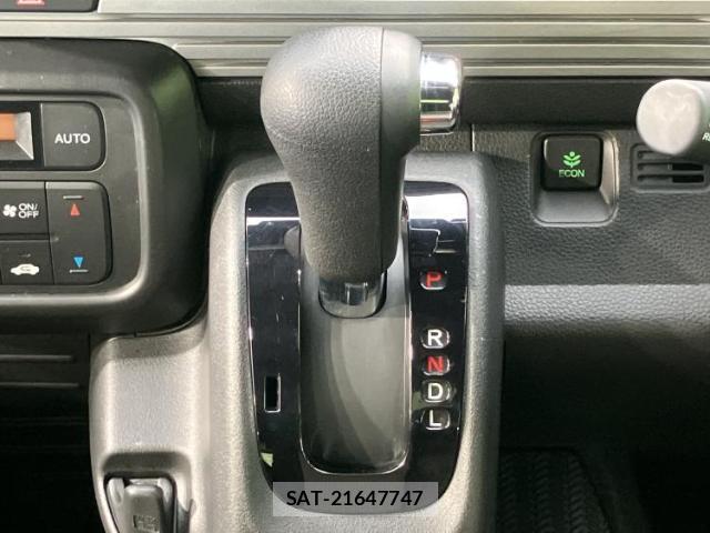 Honda N-VAN 2022-09 8225354-16