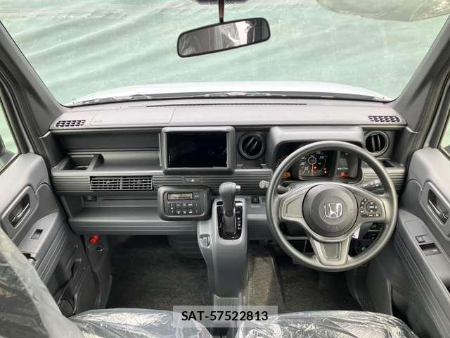 Honda N-VAN 2026-05 8216569-2