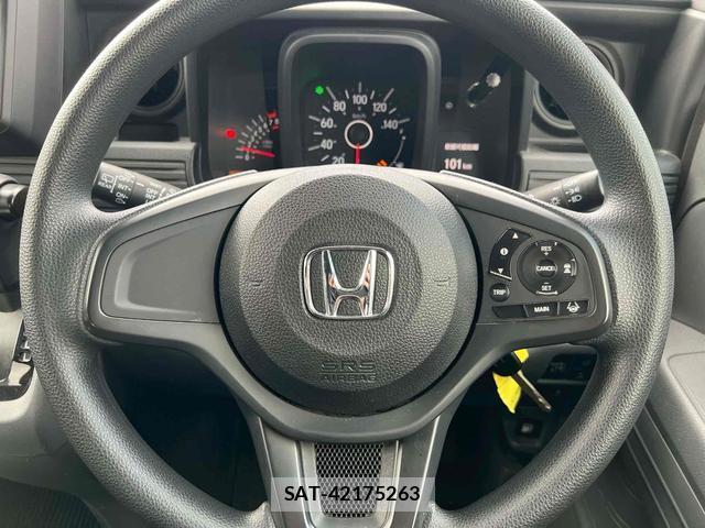 Honda N-VAN 2019-05 8216731-12