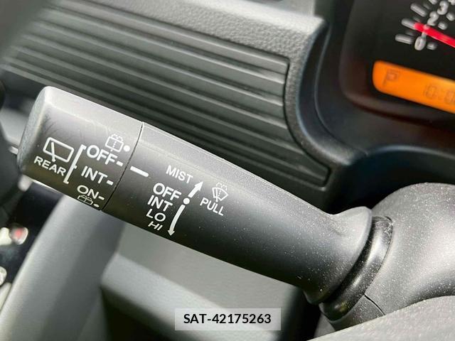Honda N-VAN 2019-05 8216731-15