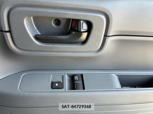 Honda N-VAN 2022-05 8221121-19