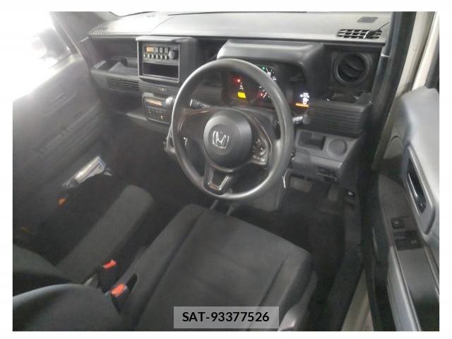 Honda N-VAN 2019-05 8223014-2