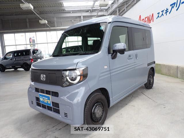 Honda N-VAN 2025-01 8224772-0