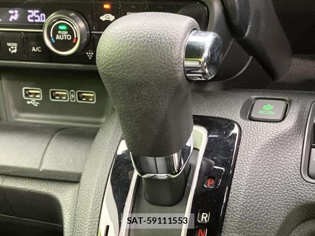 Honda N-WGN 2022-02 8219291-17
