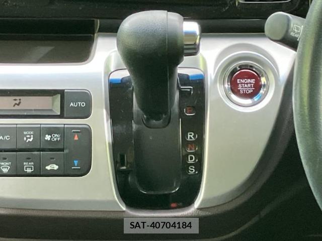 Honda N-WGN 2015-11 8221590-16