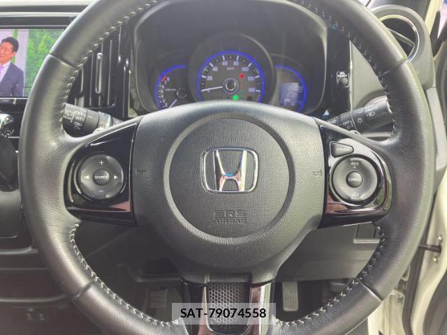 Honda N-WGN 2016-09 8225494-14