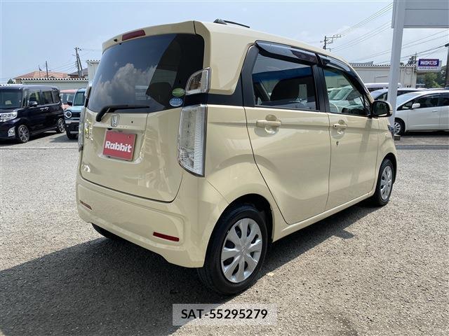 Honda N-WGN 2013-12 8216089-5