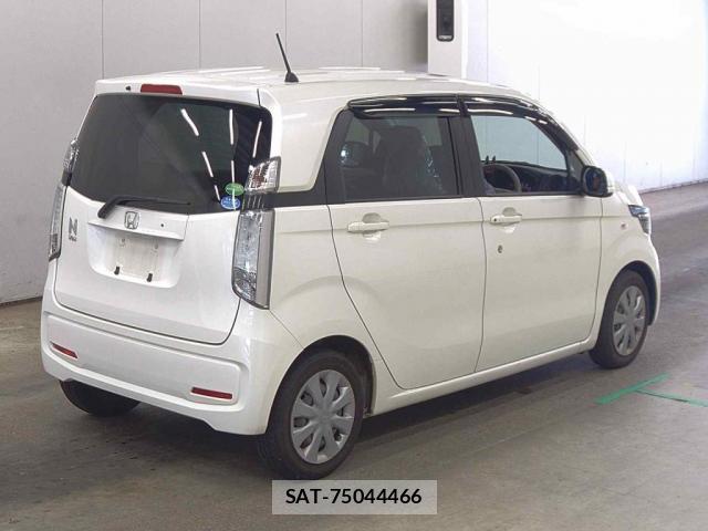 Honda N-WGN 2016-04 8218631-5
