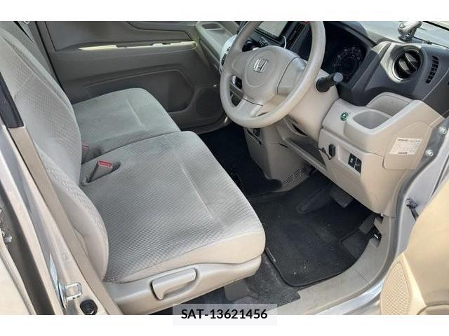 Honda N-WGN 2015-07 8218657-3