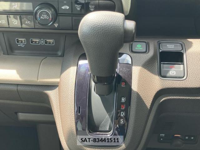 Honda N-WGN 2021-05 8218788-17