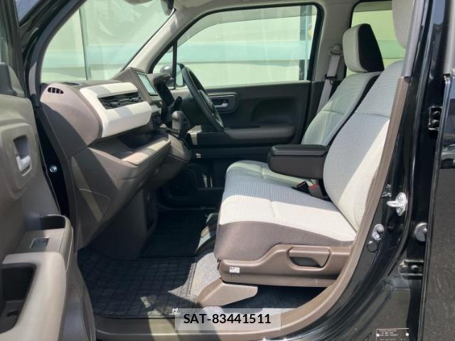 Honda N-WGN 2021-05 8218788-5