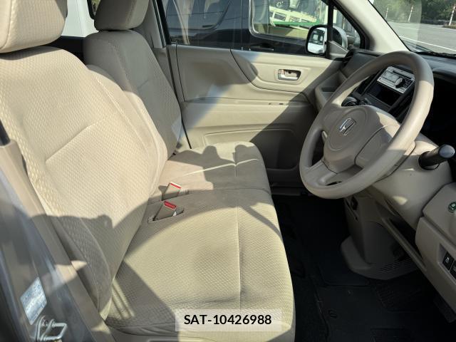 Honda N-WGN 2014-03 8222457-11