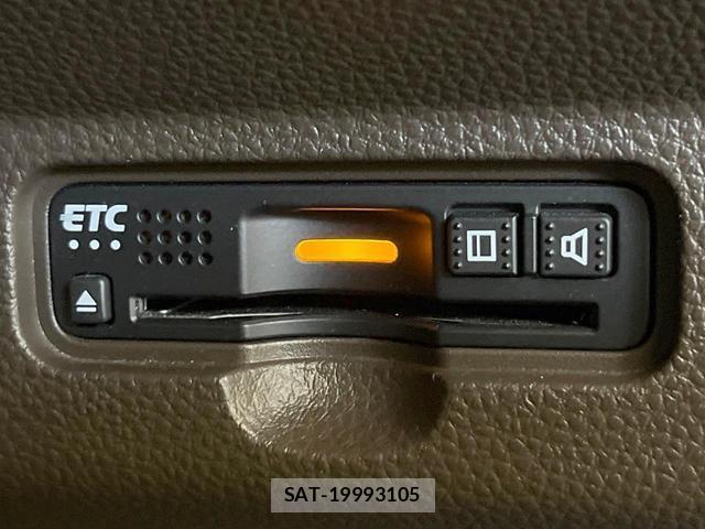 Honda N-WGN 2022-08 8223963-5