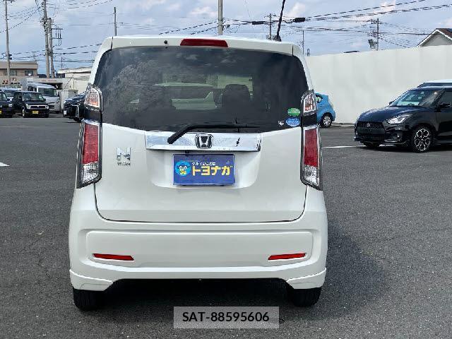 Honda N-WGN 2016-11 8224840-5