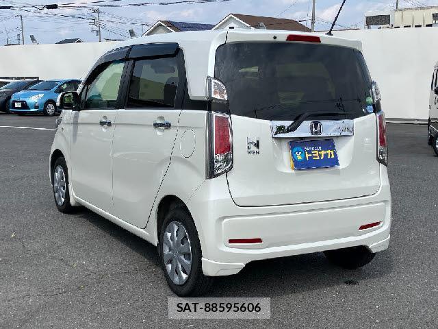 Honda N-WGN 2016-11 8224840-6