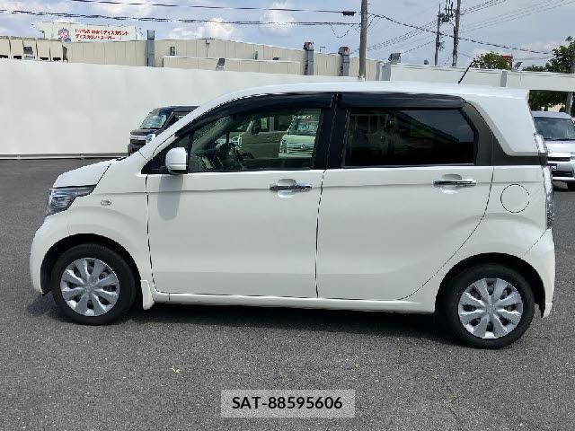 Honda N-WGN 2016-11 8224840-7