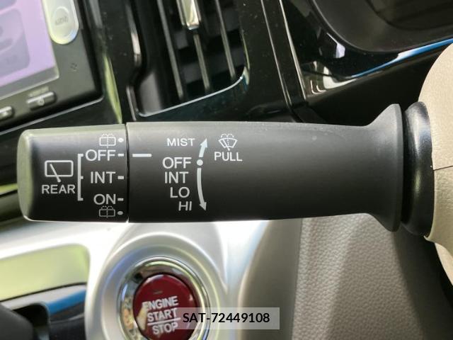 Honda N-WGN 2015-04 8225258-15