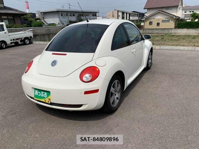VolksWagen NEW BEETLE 2008-05 8220350-7