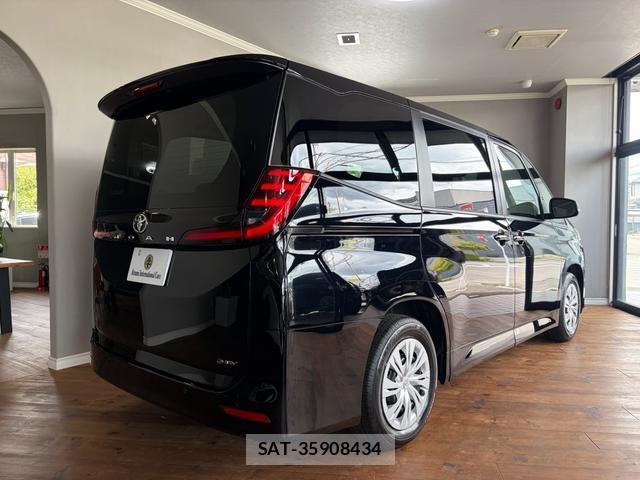 Toyota NOAH 2026-05 8216156-7