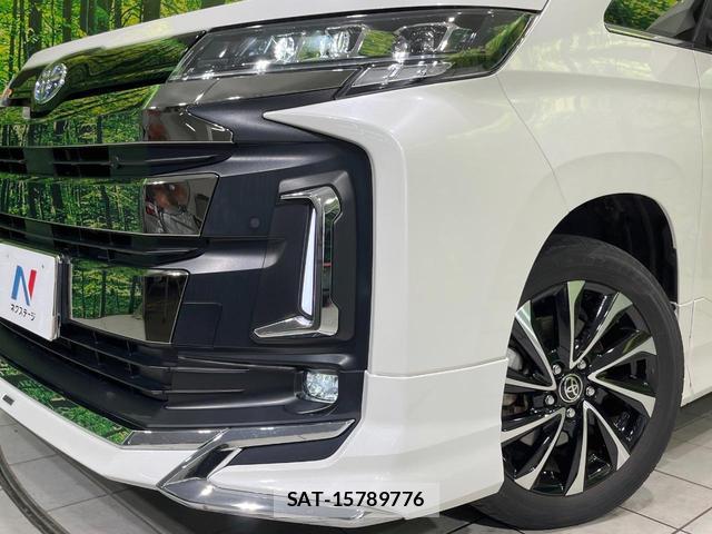 Toyota NOAH 2022-11 8216157-12