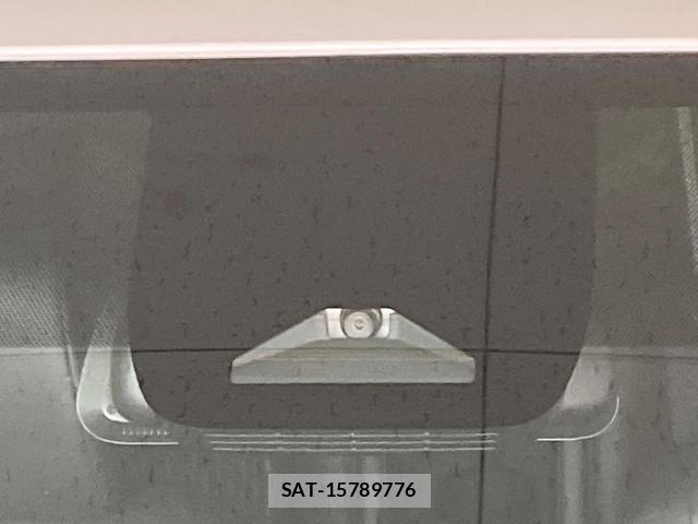 Toyota NOAH 2022-11 8216157-2