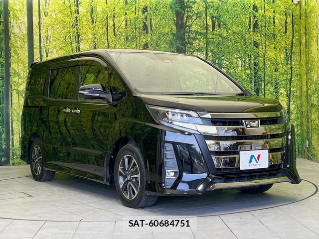 Toyota NOAH 2018-06 8216266-16