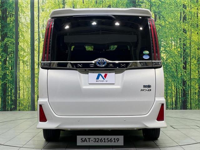 Toyota NOAH 2020-07 8216278-15