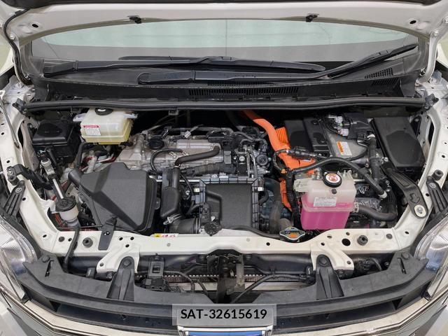 Toyota NOAH 2020-07 8216278-17