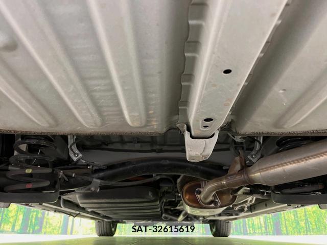 Toyota NOAH 2020-07 8216278-18