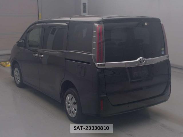 Toyota NOAH 2019-08 8216386-1