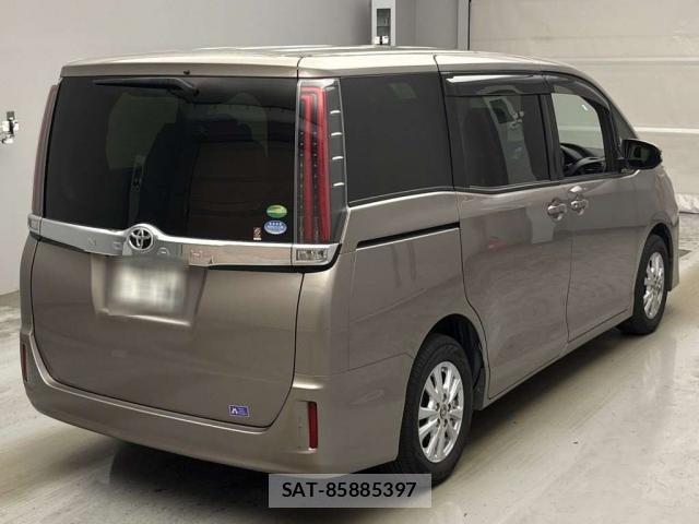 Toyota NOAH 2018-07 8216401-9