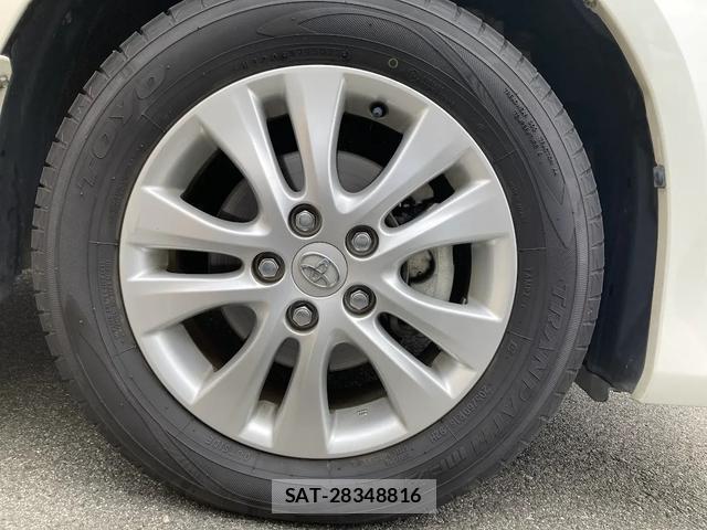Toyota NOAH 2012-01 8216956-14