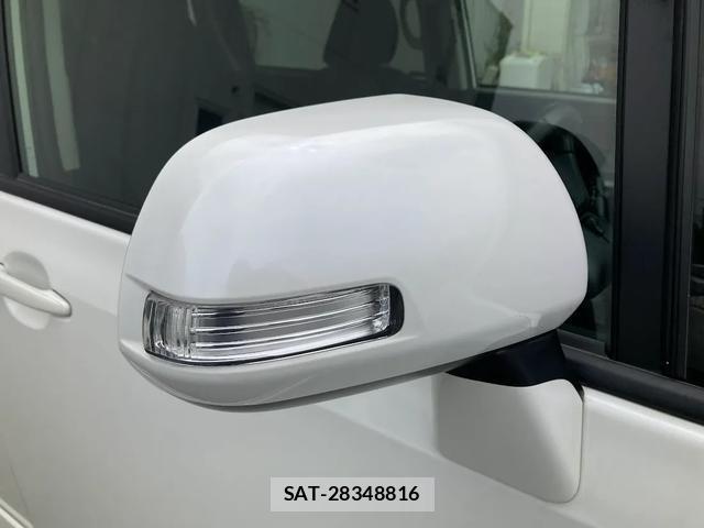 Toyota NOAH 2012-01 8216956-19