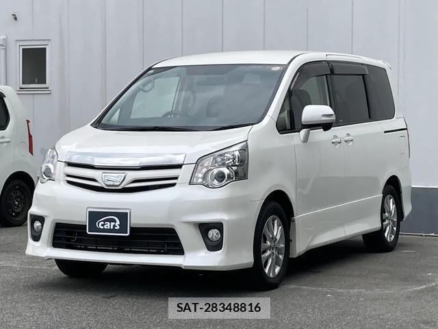 Toyota NOAH 2012-01 8216956-6