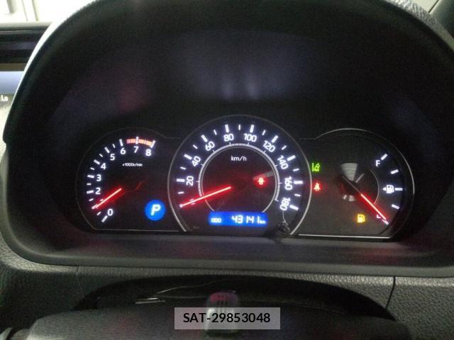 Toyota NOAH 2018-05 8216971-5